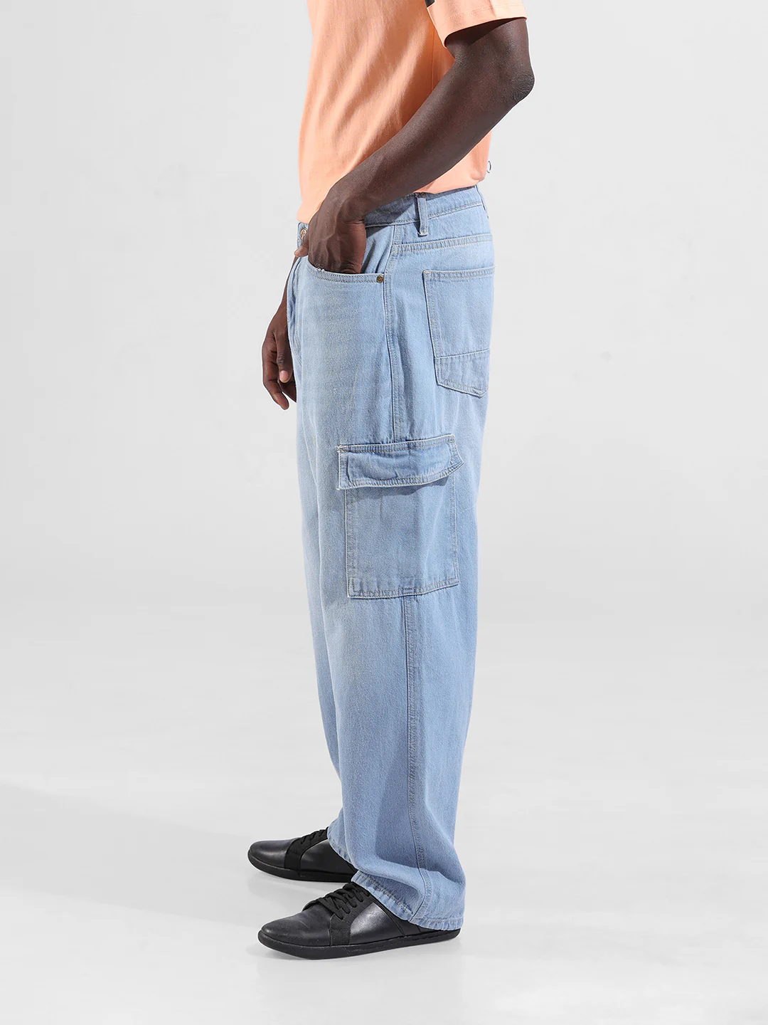 Men's Blue Baggy Solid Mid-Rise Cargo Jeans - Image 2