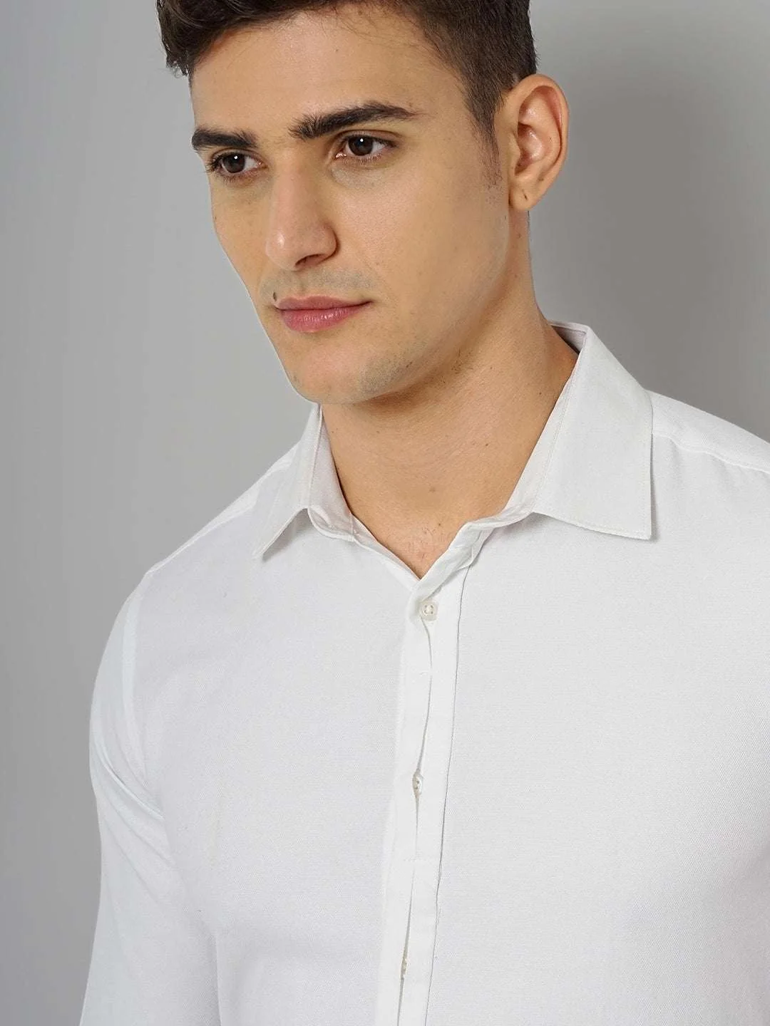 Men's White Slim Fit Solid Formal Shirt - Image 3
