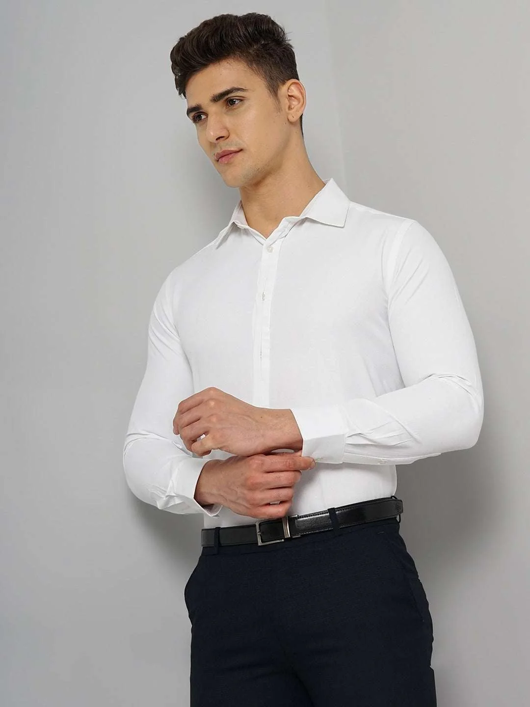 Men's White Slim Fit Solid Formal Shirt - Image 4