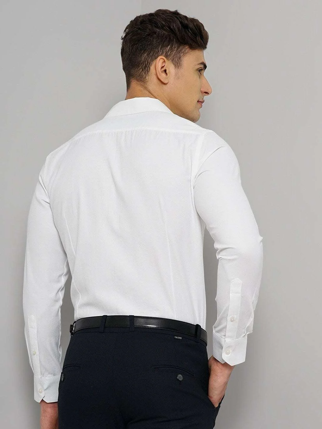 Men's White Slim Fit Solid Formal Shirt - Image 6