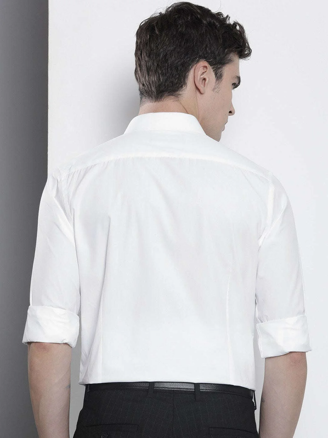 Men's White Slim Fit Solid Formal Shirt - Image 5
