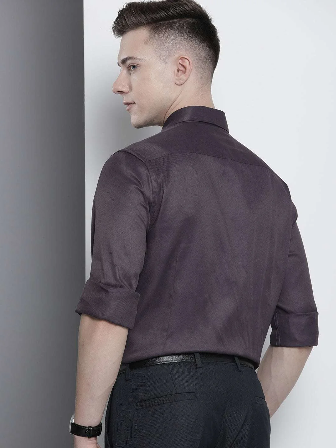 Men's Purple Slim Fit Solid Formal Shirt - Image 5