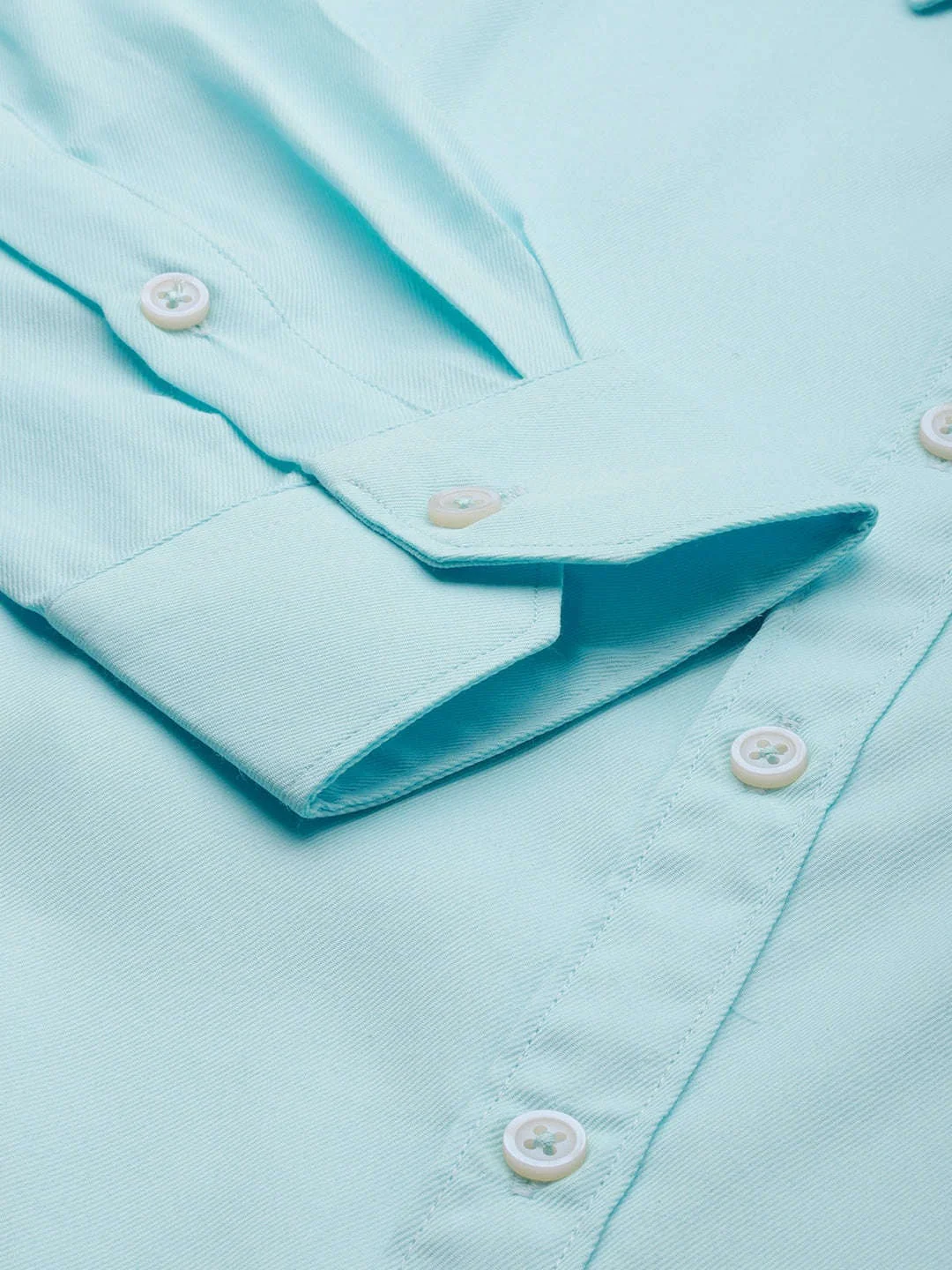 Men's Blue Slim Fit Solid Formal Shirt - Image 4