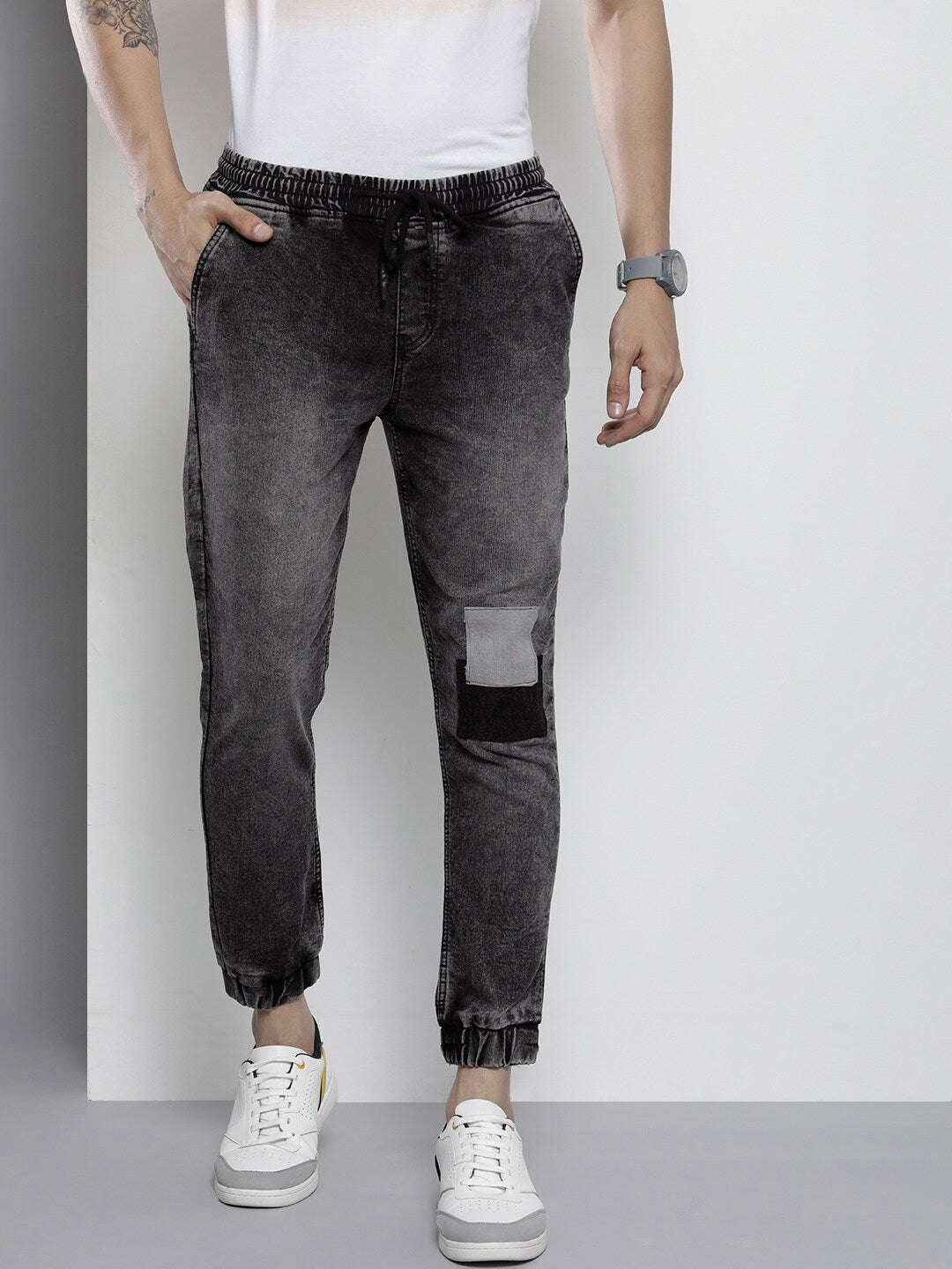Men's Black Slim Fit Solid Street Wear Jeans - Image 3