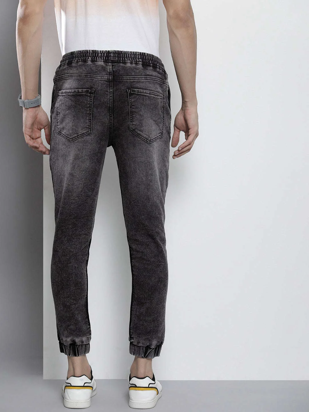 Men's Black Slim Fit Solid Street Wear Jeans - Image 4