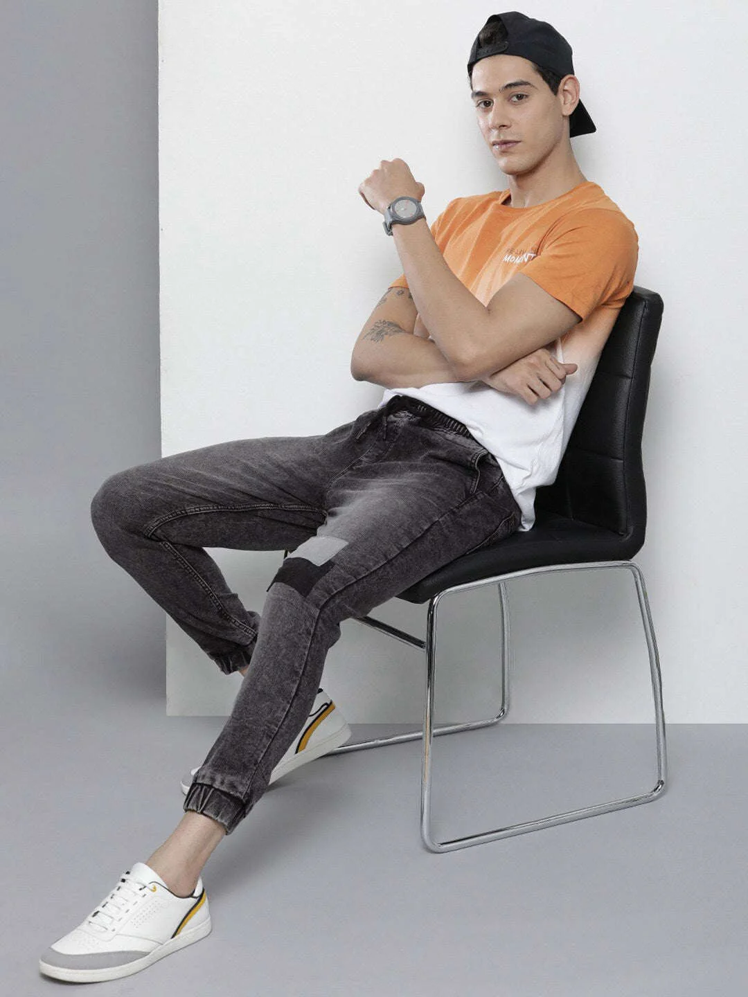 Men's Black Slim Fit Solid Street Wear Jeans - Image 6