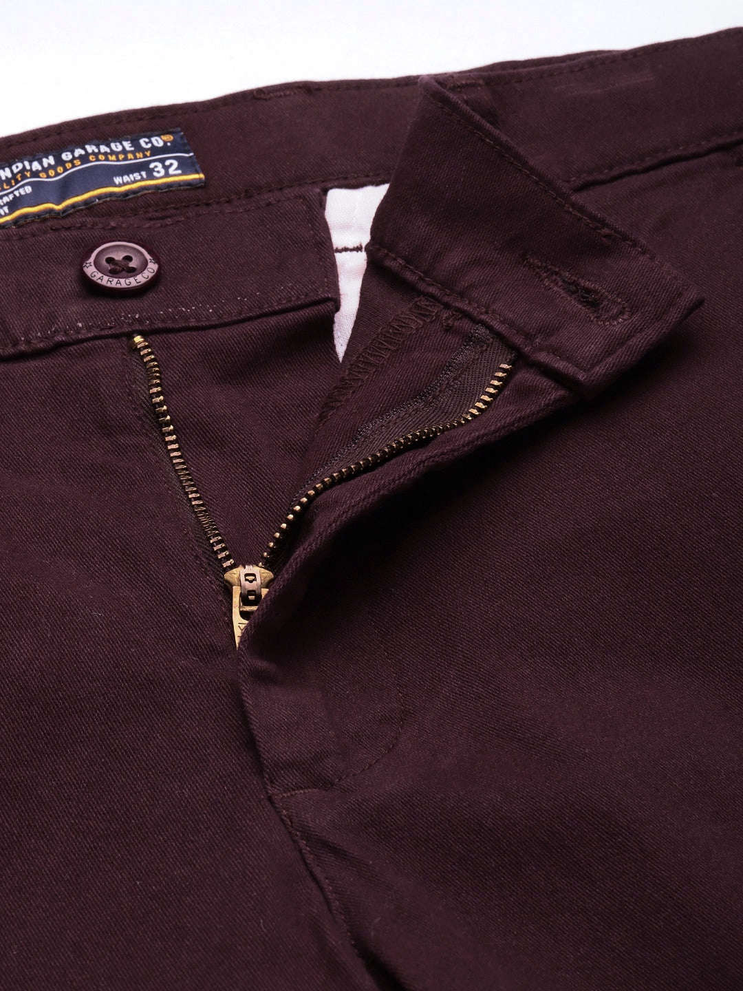 Men's Maroon Slim Fit Solid Casual Shorts - Image 5