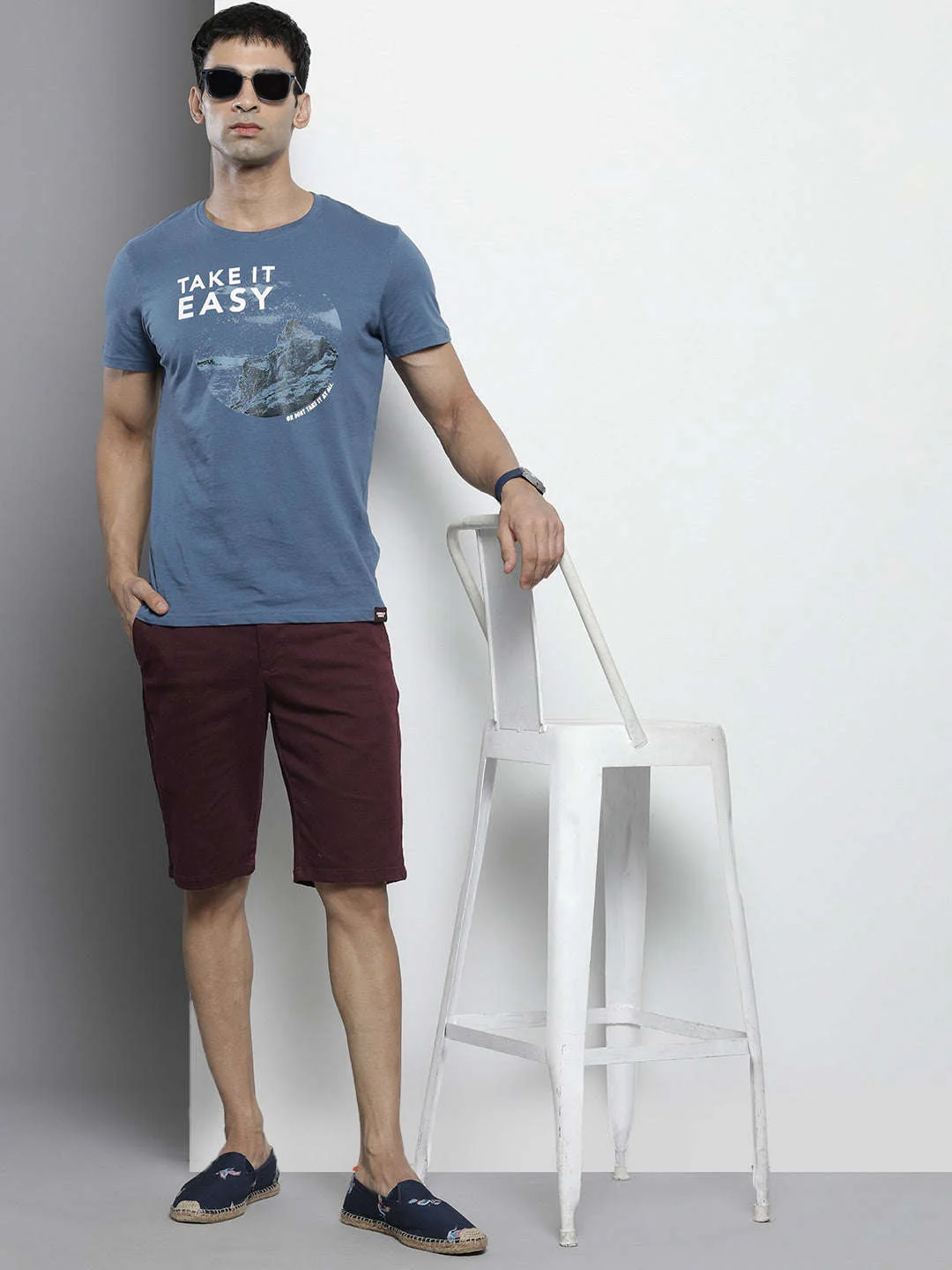Men's Maroon Slim Fit Solid Casual Shorts - Image 6