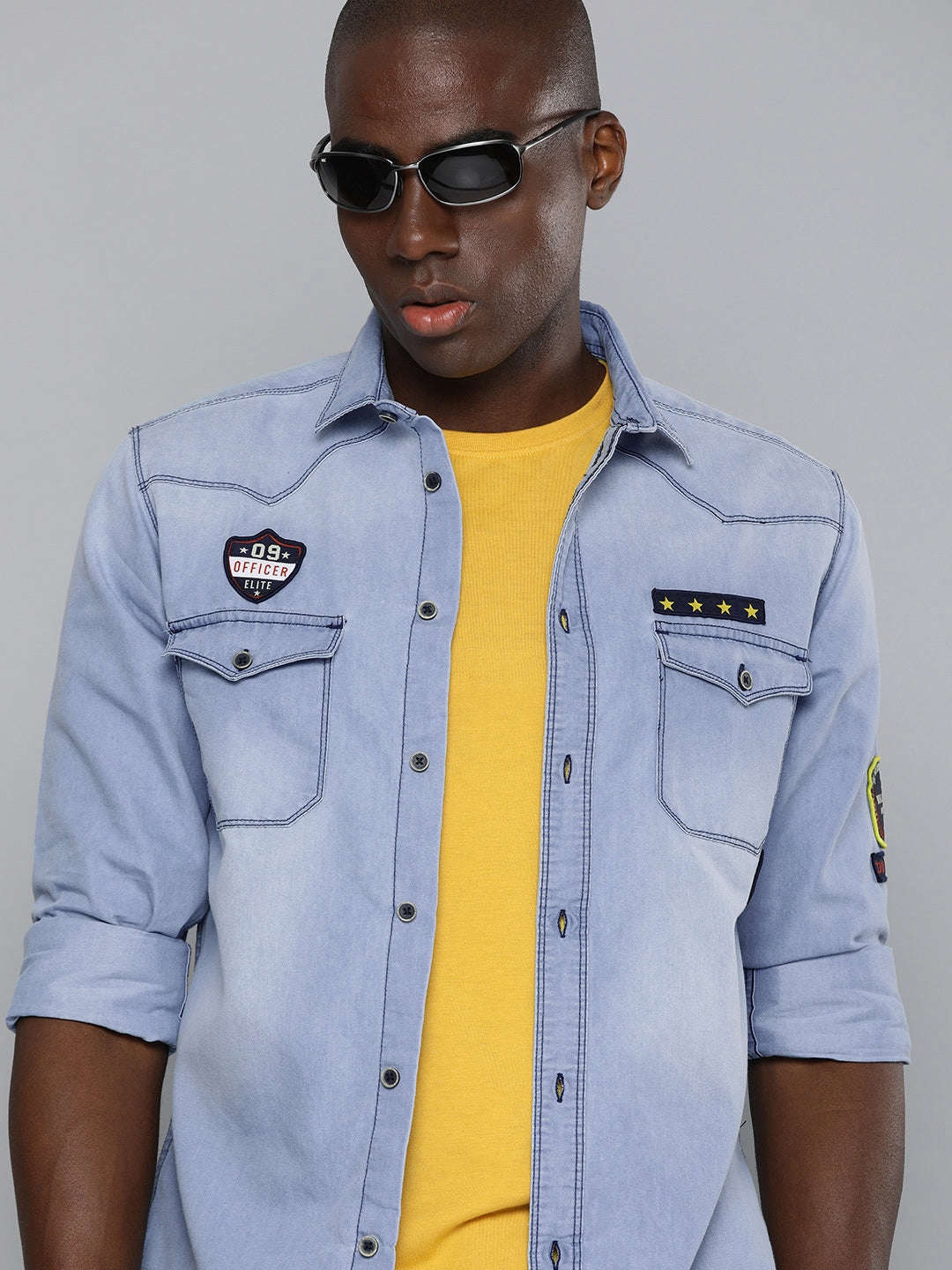 Men's Blue Slim Fit Solid Casual Shirt - Image 2