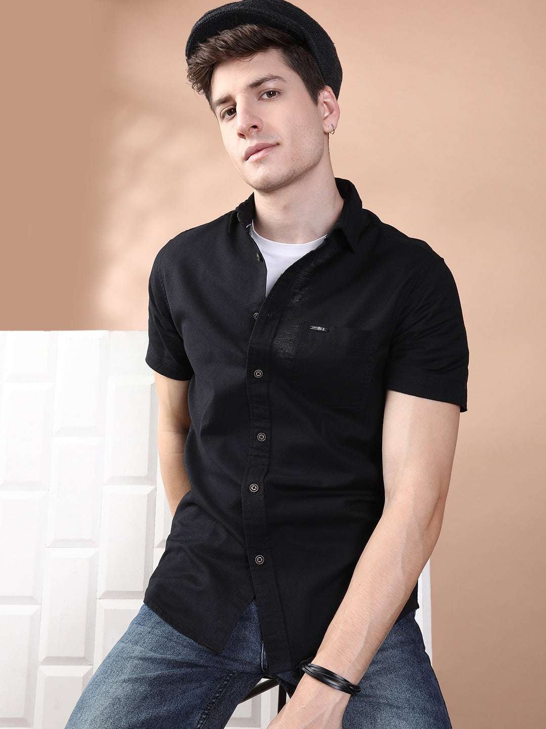 Men's Black Slim Fit Solid Casual Shirt - Image 4