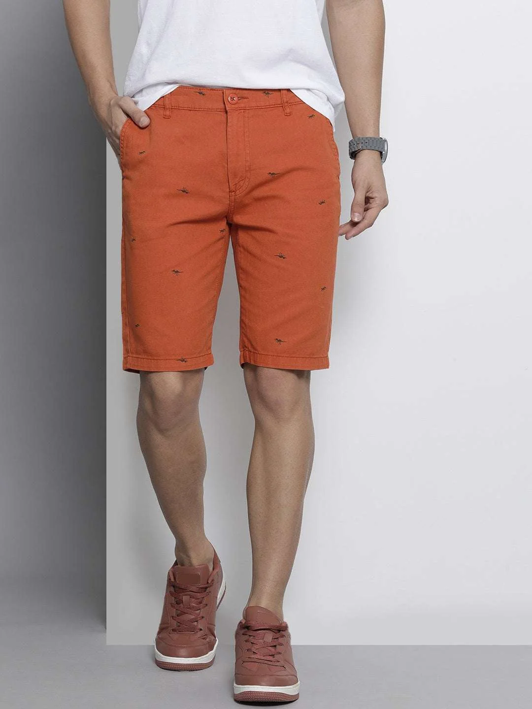 Men's Rust Slim Fit Printed Casual Shorts - Image 2