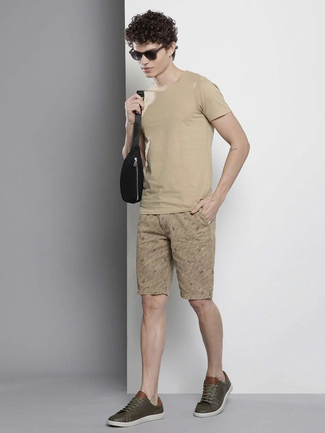 Men's Khaki Slim Fit Printed Casual Shorts - Image 6