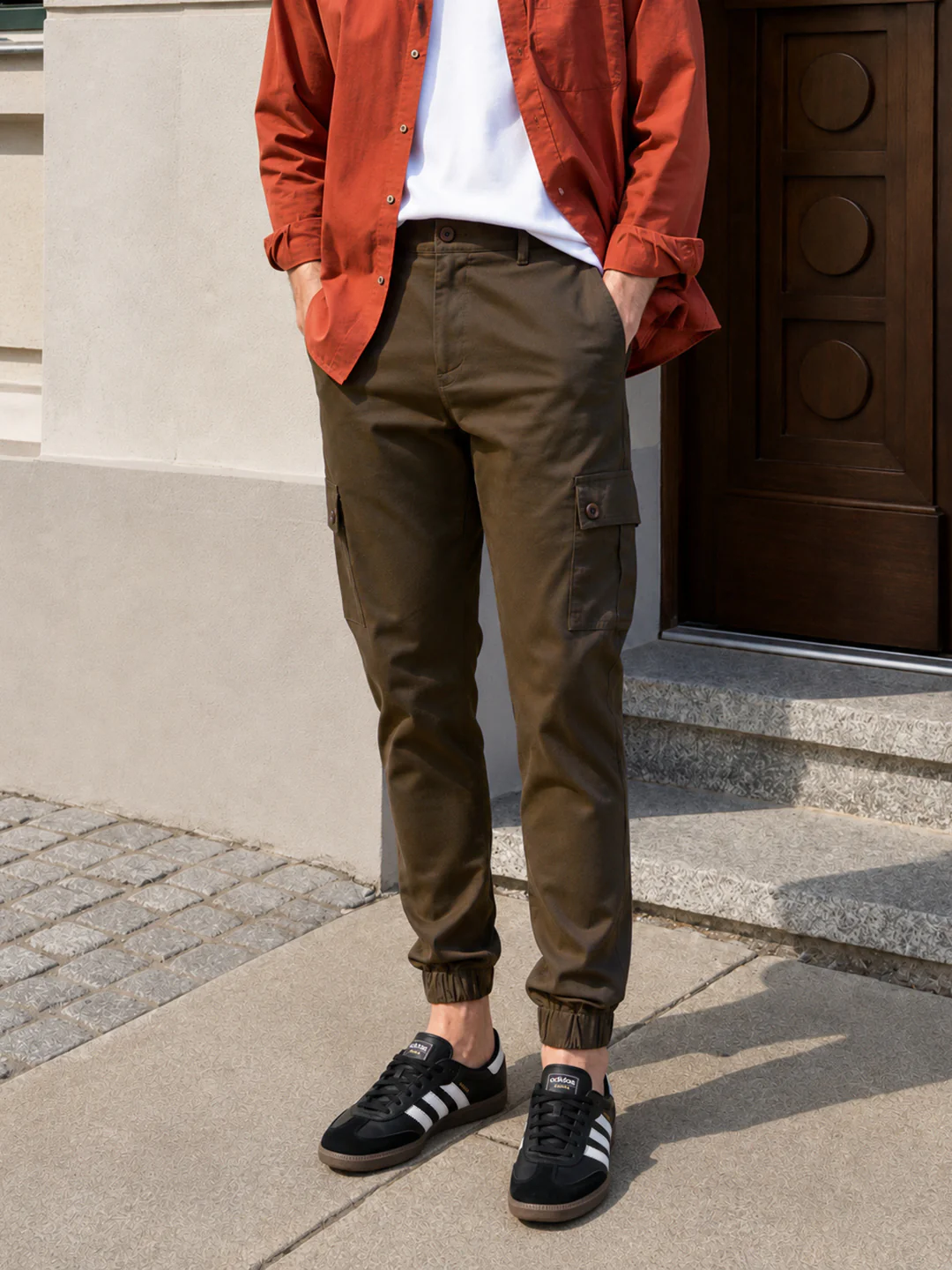 Men's Brown Slim Fit Solid Utility Cargo