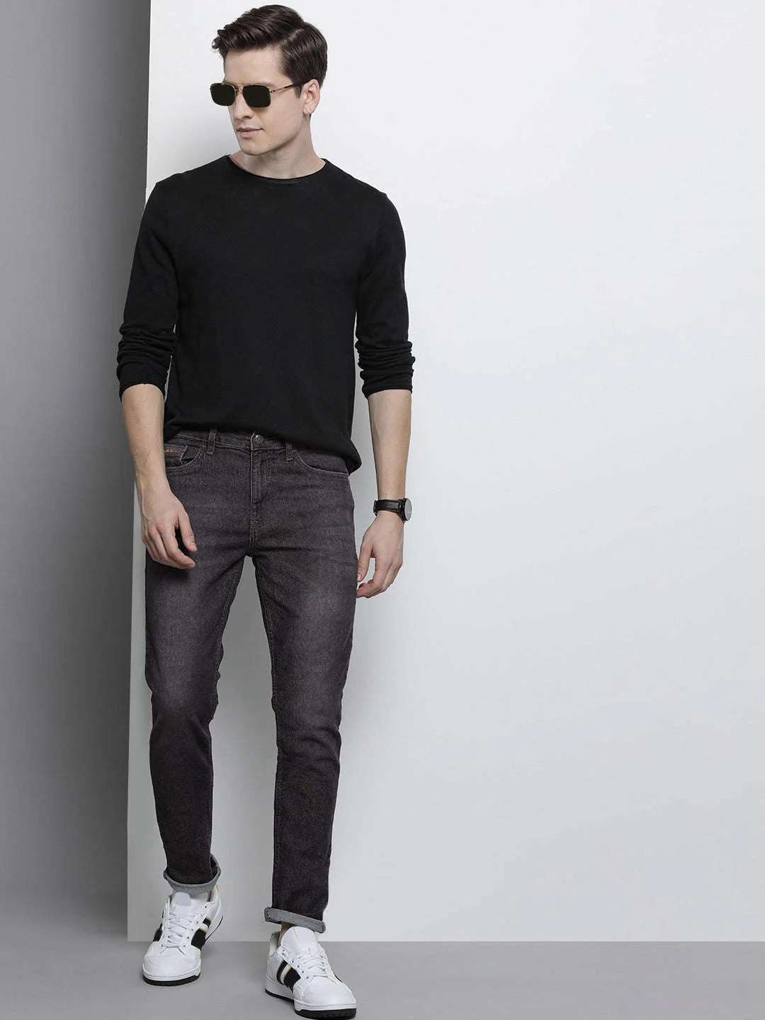 Men's Black Slim Fit Solid Casual Jeans - Image 5