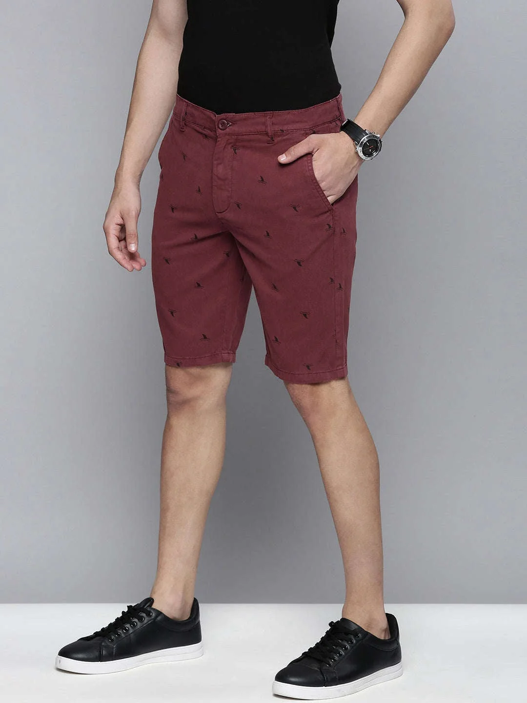 Men's Maroon Slim Fit Solid Casual Shorts - Image 3