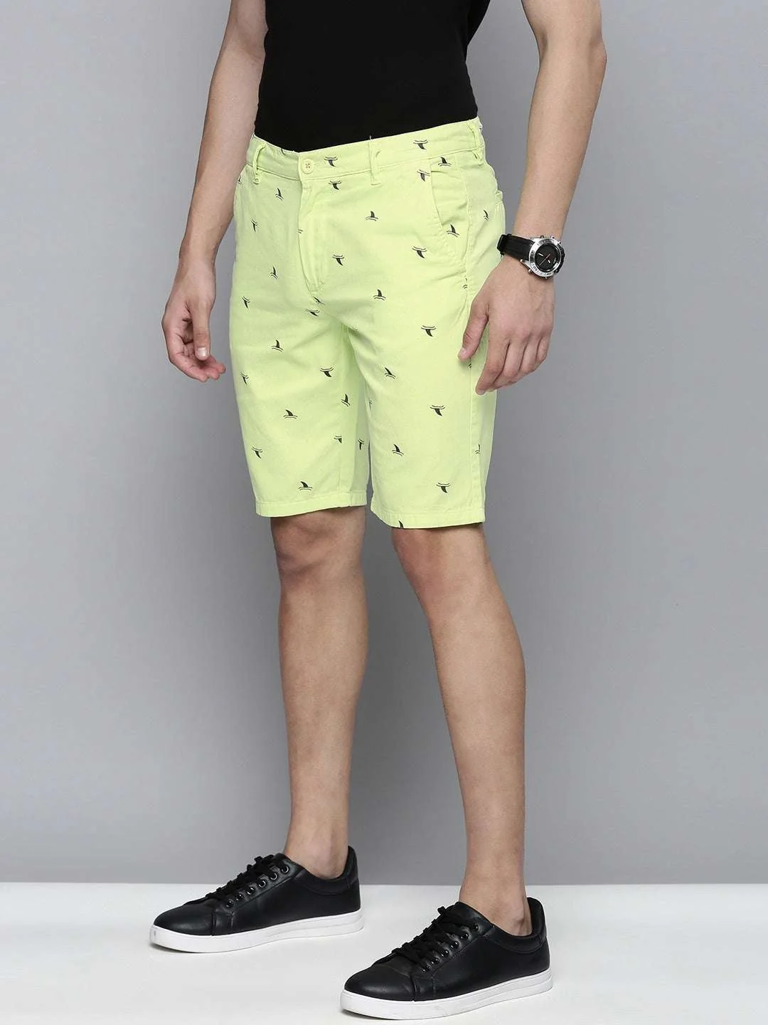 Men's Green Slim Fit Solid Casual Shorts - Image 3