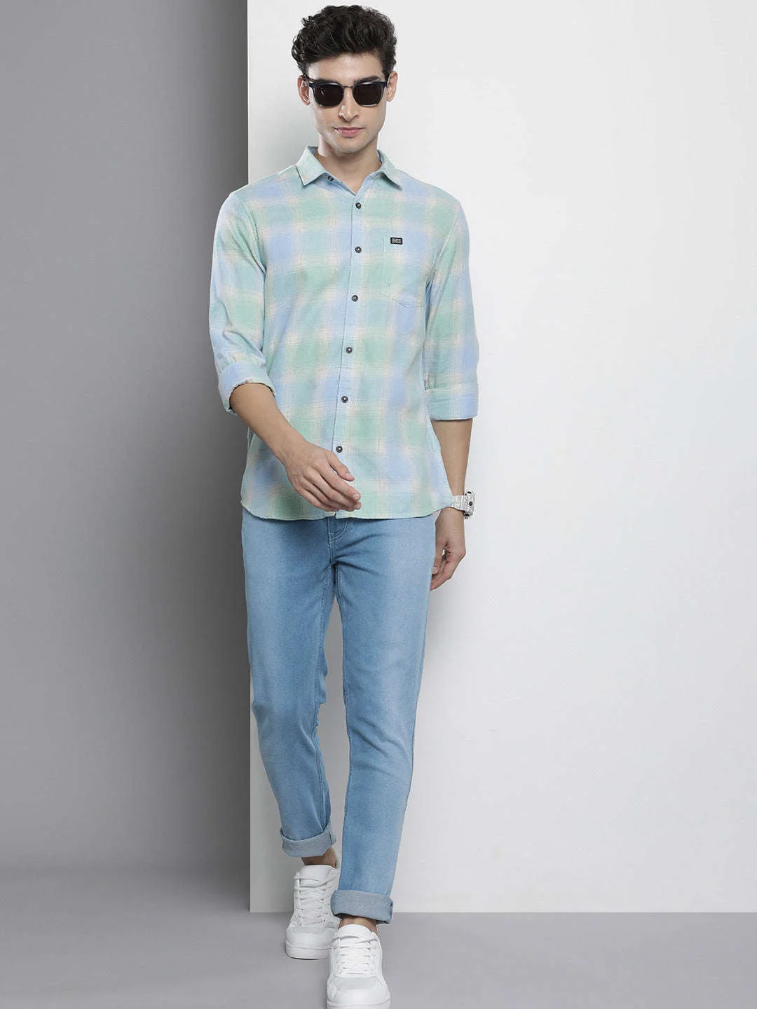 Men's Blue Regular Fit Solid Mid-Rise Stretchable Jeans - Image 5