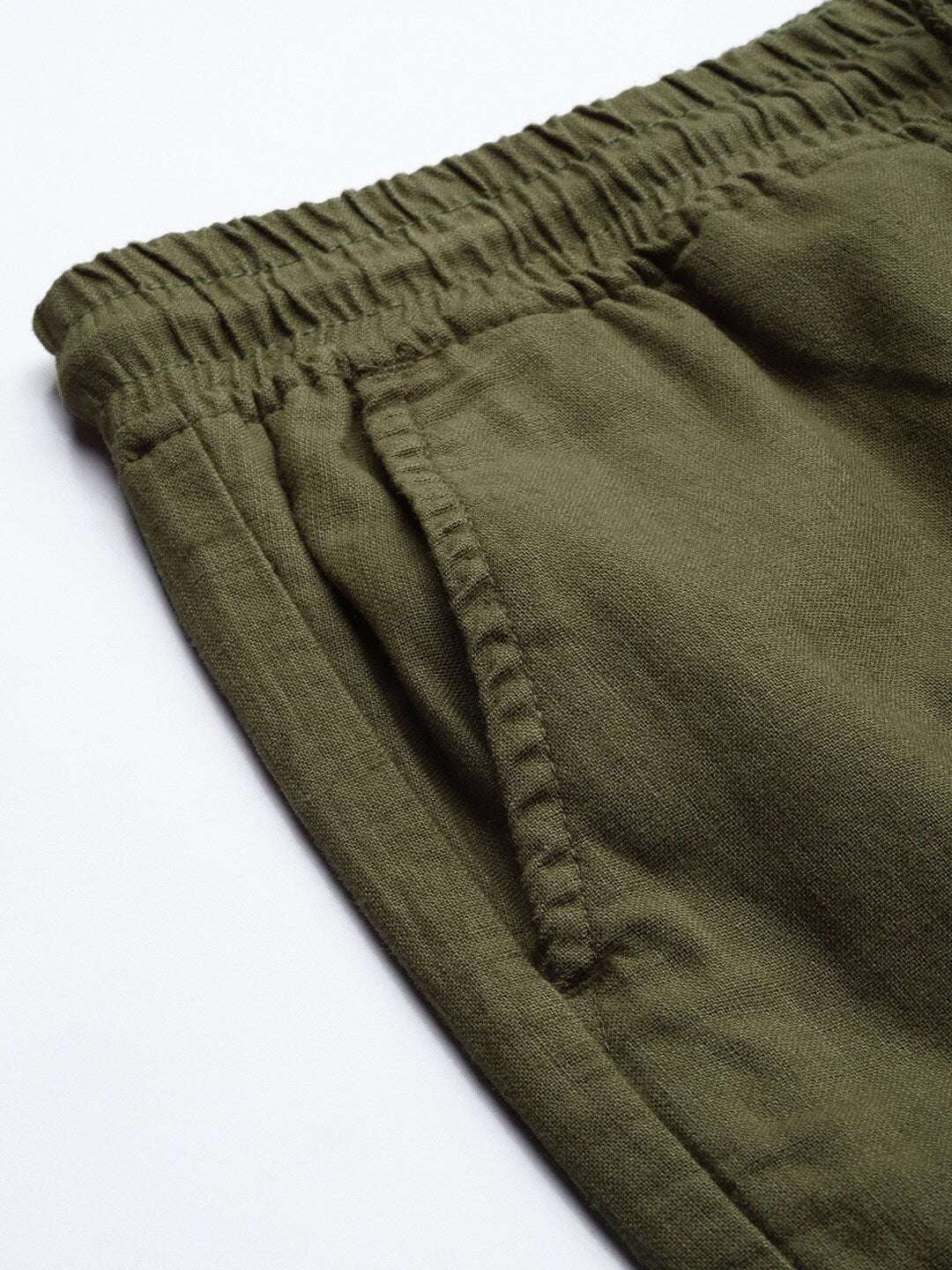 Men's Green Slim Fit Solid Casual Shorts - Image 7