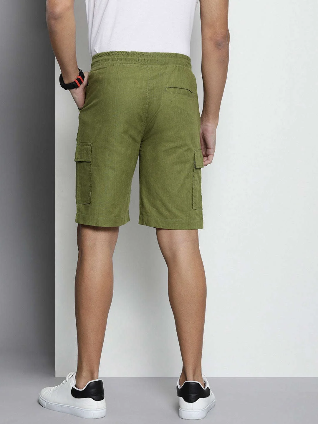 Men's Green Slim Fit Solid Casual Shorts - Image 4