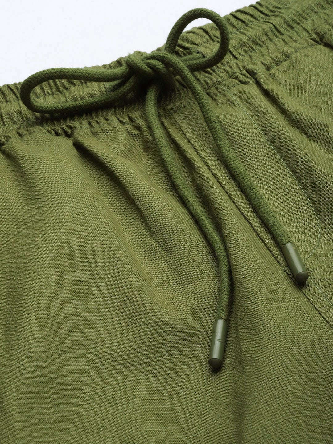 Men's Green Slim Fit Solid Casual Shorts - Image 5