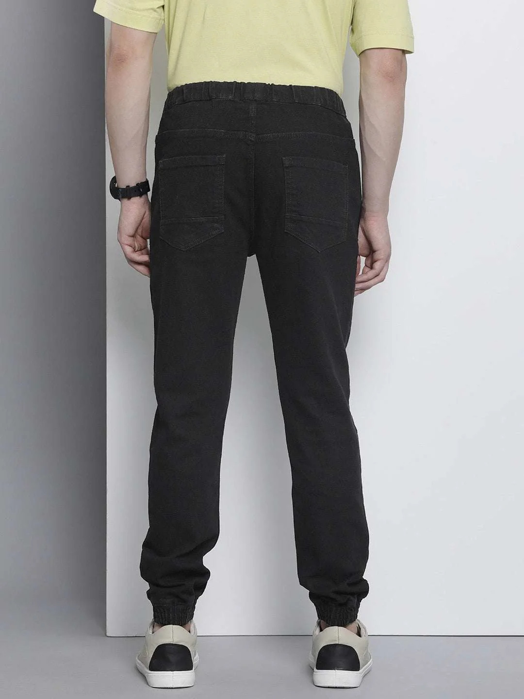 Men's Black Slim Fit Solid Casual Jeans - Image 3