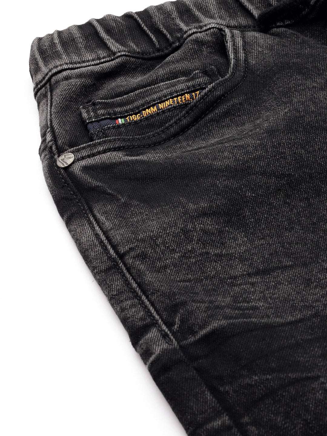 Men's Black Slim Fit Solid Mid-Rise Stretchable Denim Joggers - Image 6