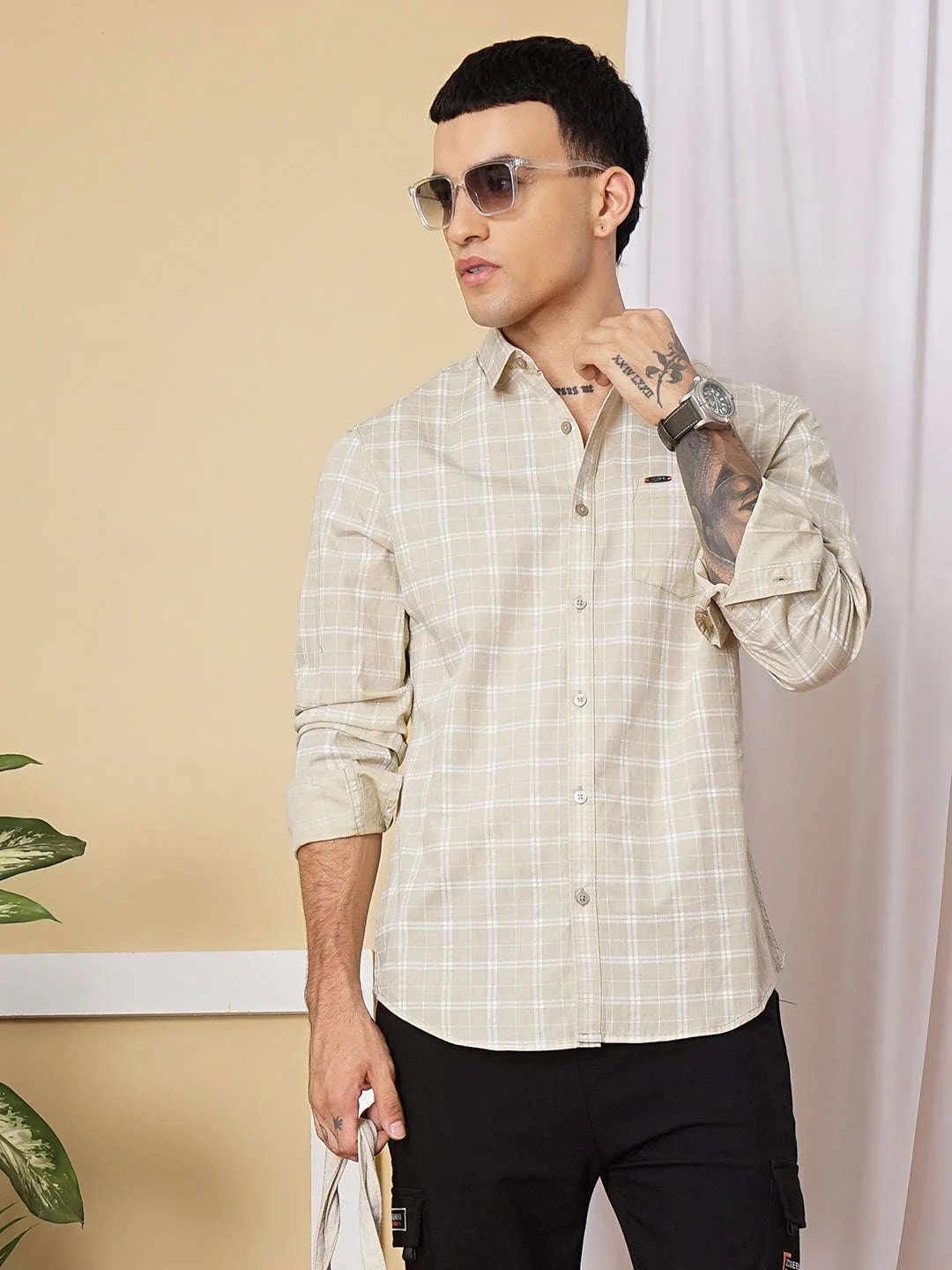 Men's Beige Slim Fit Checkered Casual Shirt - Image 2