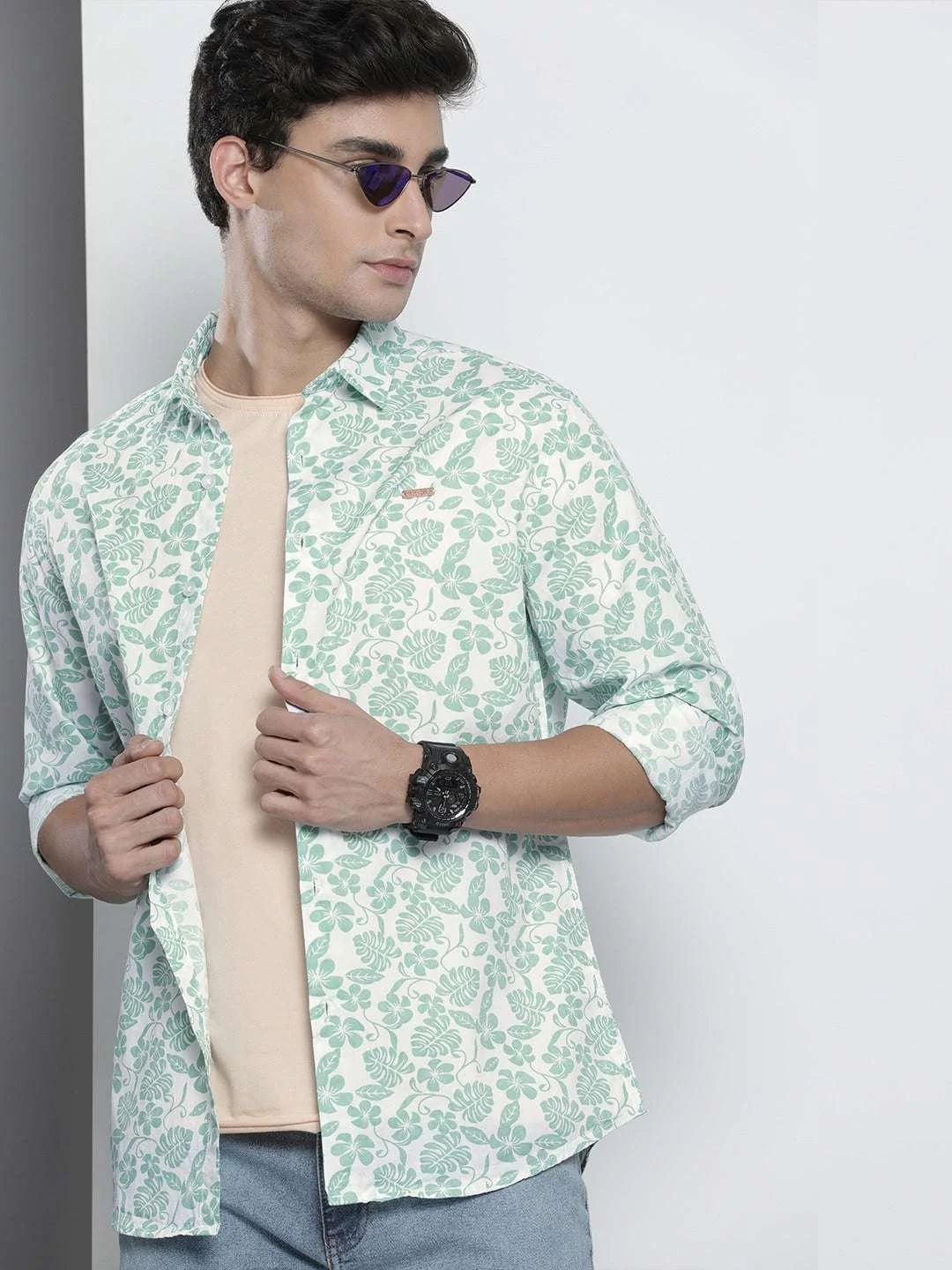 Men's White Slim Fit Graphic Printed Casual Shirt - Image 2