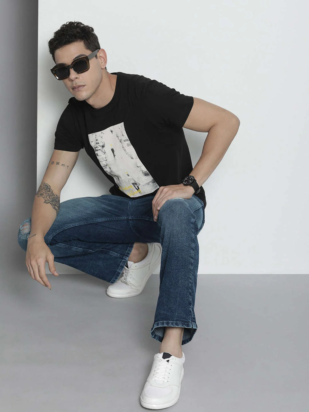 Men's Mid Blue Bootcut Fit Solid Street Wear Jeans - Image 3