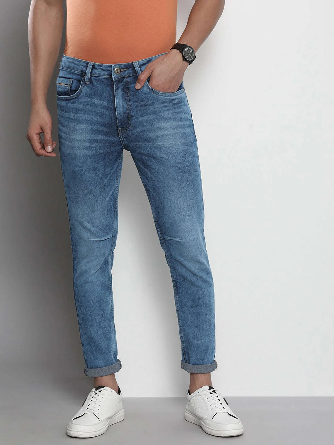 Men's Blue Carrot Fit Solid Mid-Rise Stretchable Jeans - Image 2
