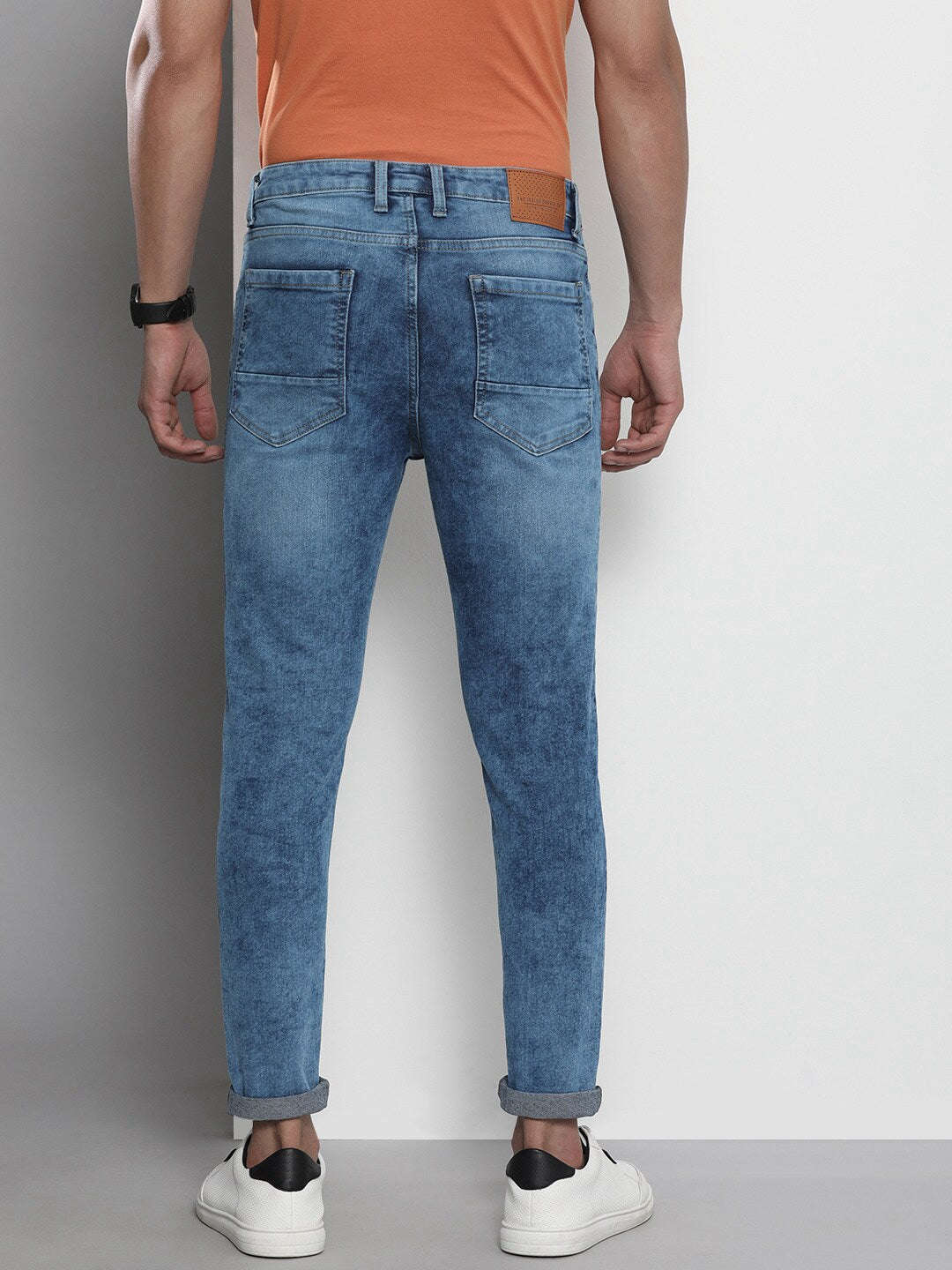 Men's Blue Carrot Fit Solid Mid-Rise Stretchable Jeans - Image 3
