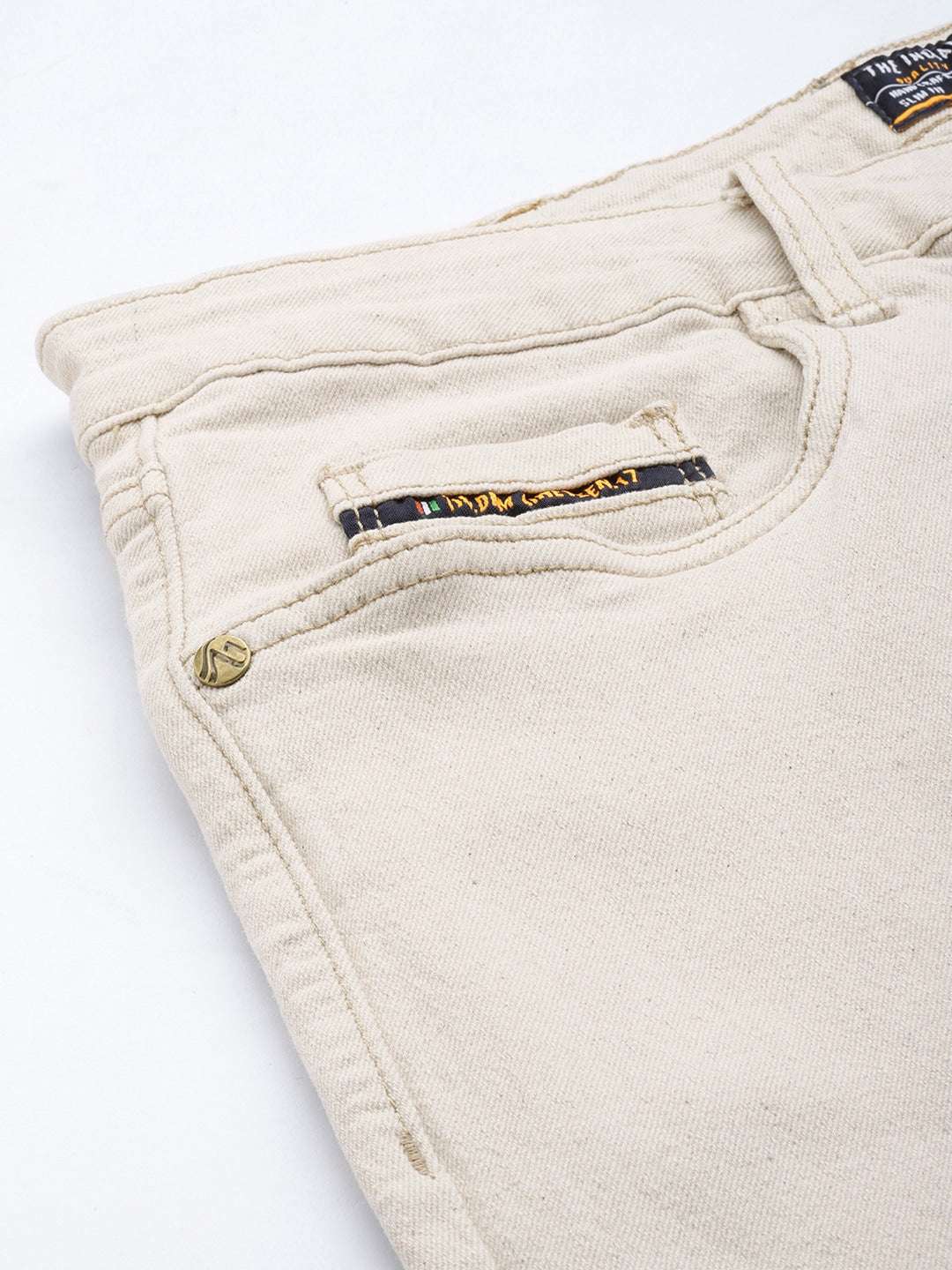 Men's White Carrot Fit Solid Mid-Rise Stretchable Jeans - Image 5