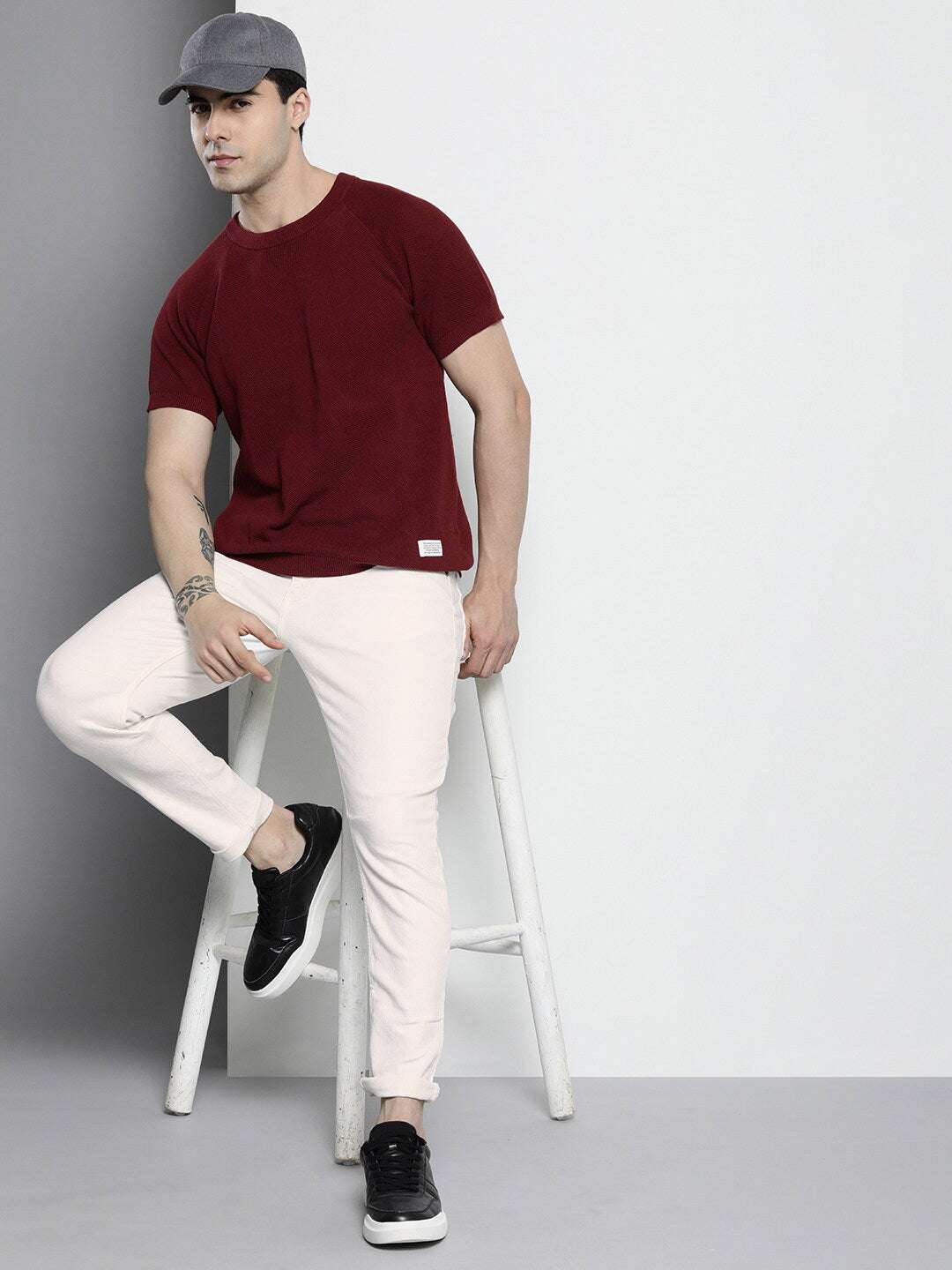 Men's White Carrot Fit Solid Mid-Rise Stretchable Jeans - Image 5
