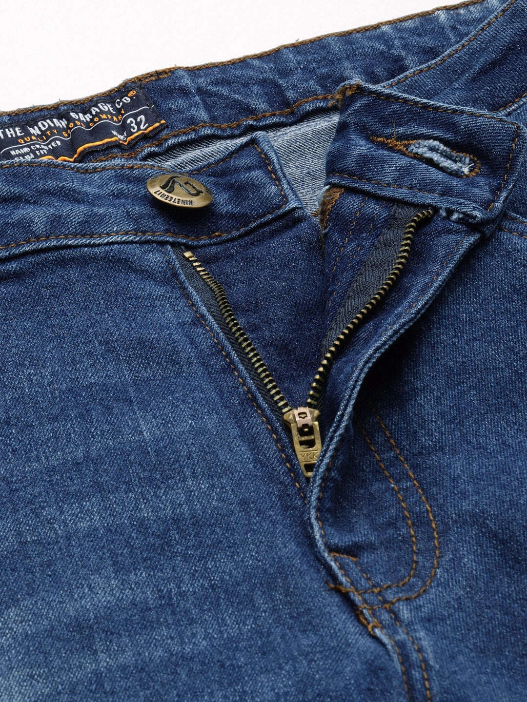 Men's Blue Carrot Fit Distressed Mid-Rise Stretchable Jeans - Image 4