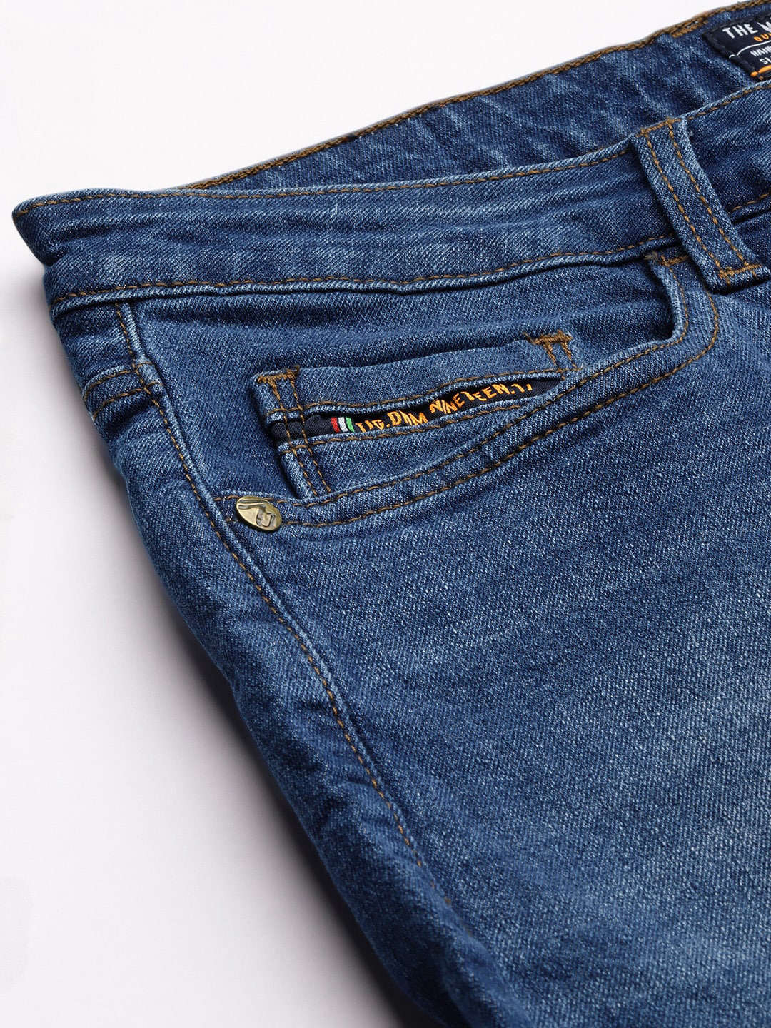 Men's Blue Carrot Fit Distressed Mid-Rise Stretchable Jeans - Image 6