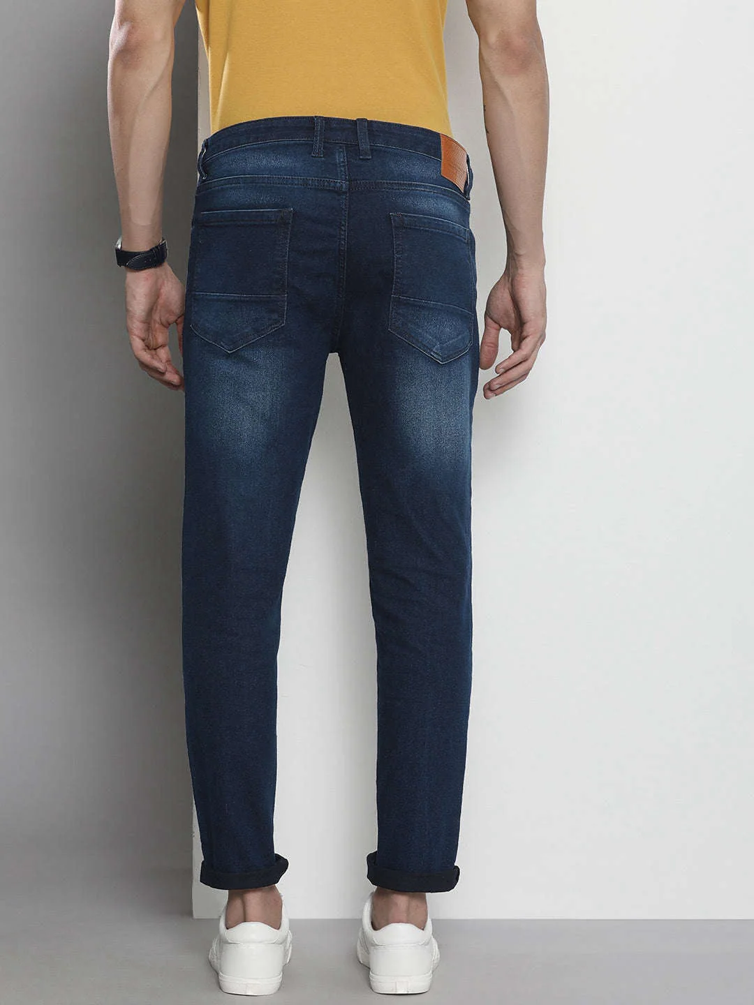 Men's Blue Carrot Fit Solid Mid-Rise Stretchable Jeans - Image 3