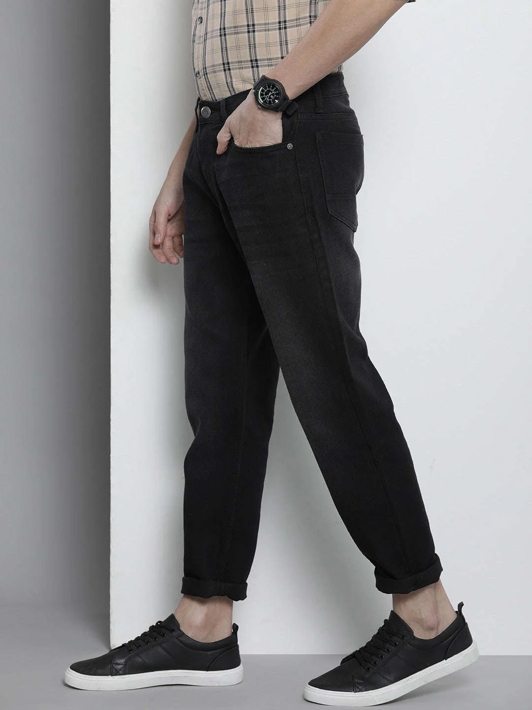 Men's Black Dad Fit Solid Mid-Rise Jeans - Image 2
