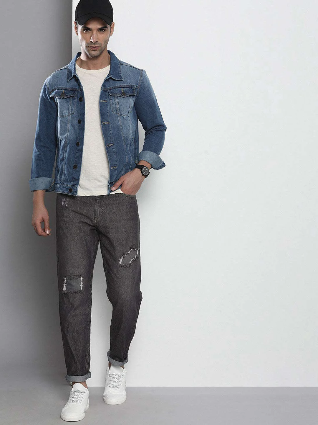 Men's Grey Dad Fit Distressed Mid-Rise Jeans - Image 4