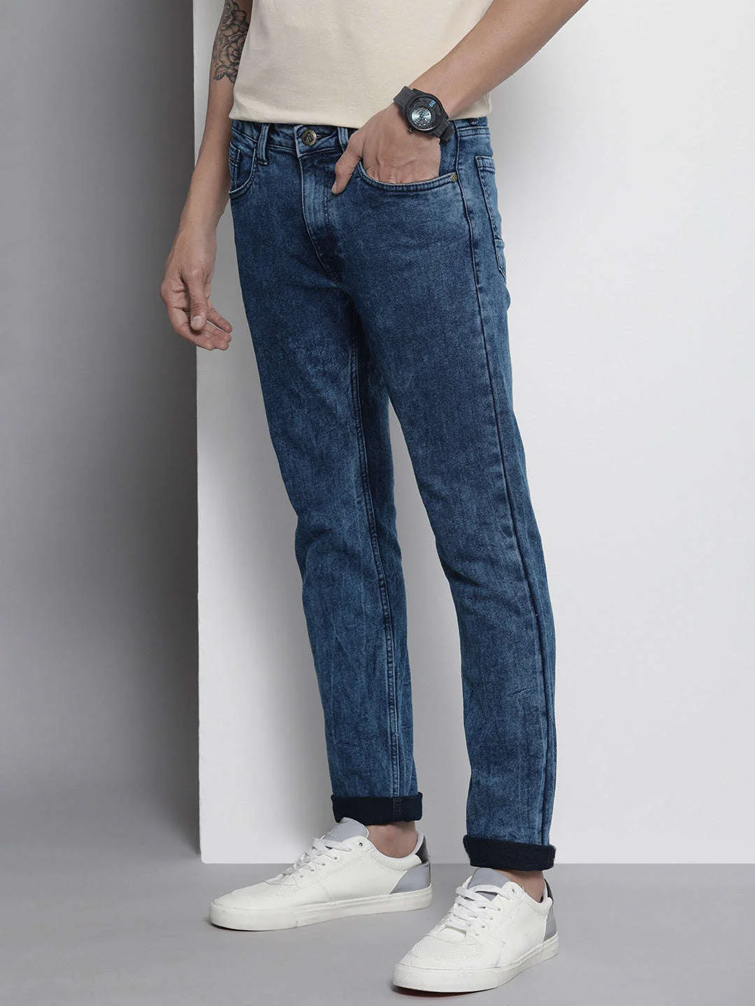 Men's Blue Slim Straight Fit Solid Mid-Rise Stretchable Jeans - Image 2