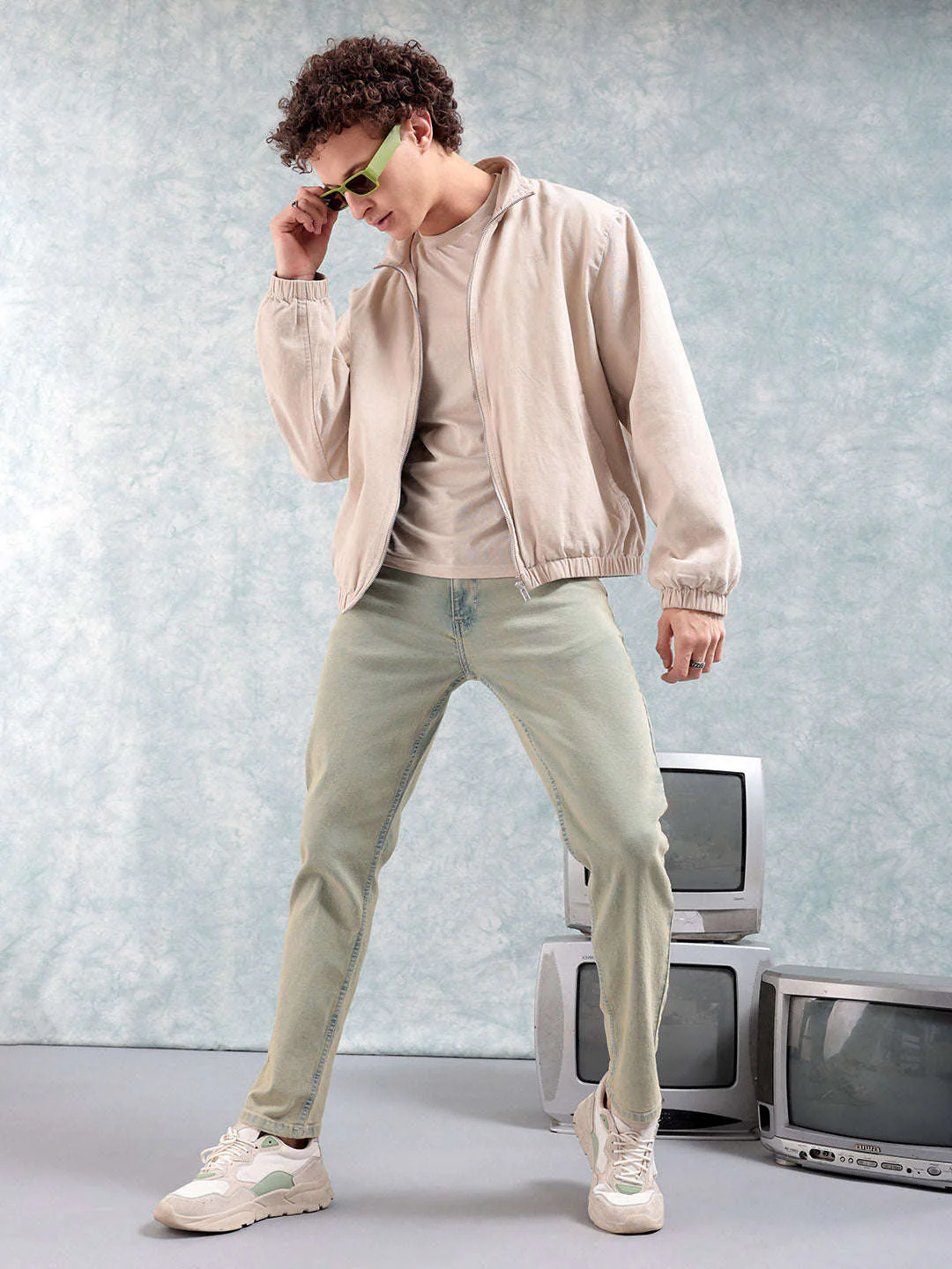 Men's Khaki Slim Fit Solid Street Wear Jeans - Image 2