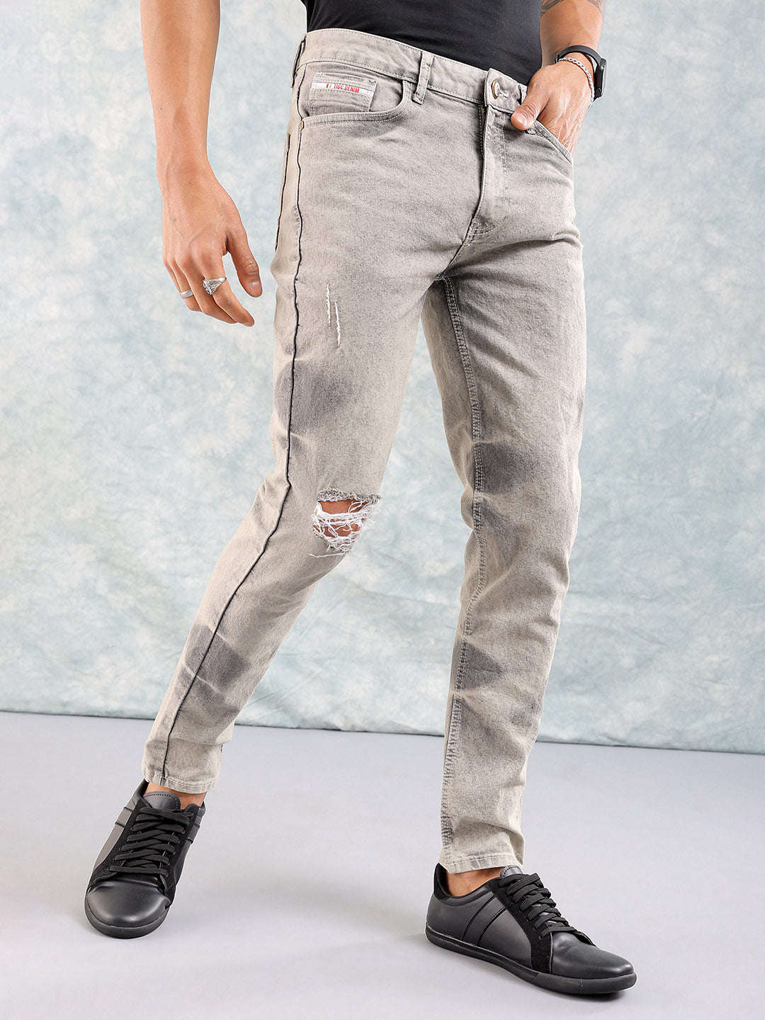 Men's Khaki Slim Fit Solid Street Wear Jeans - Image 4