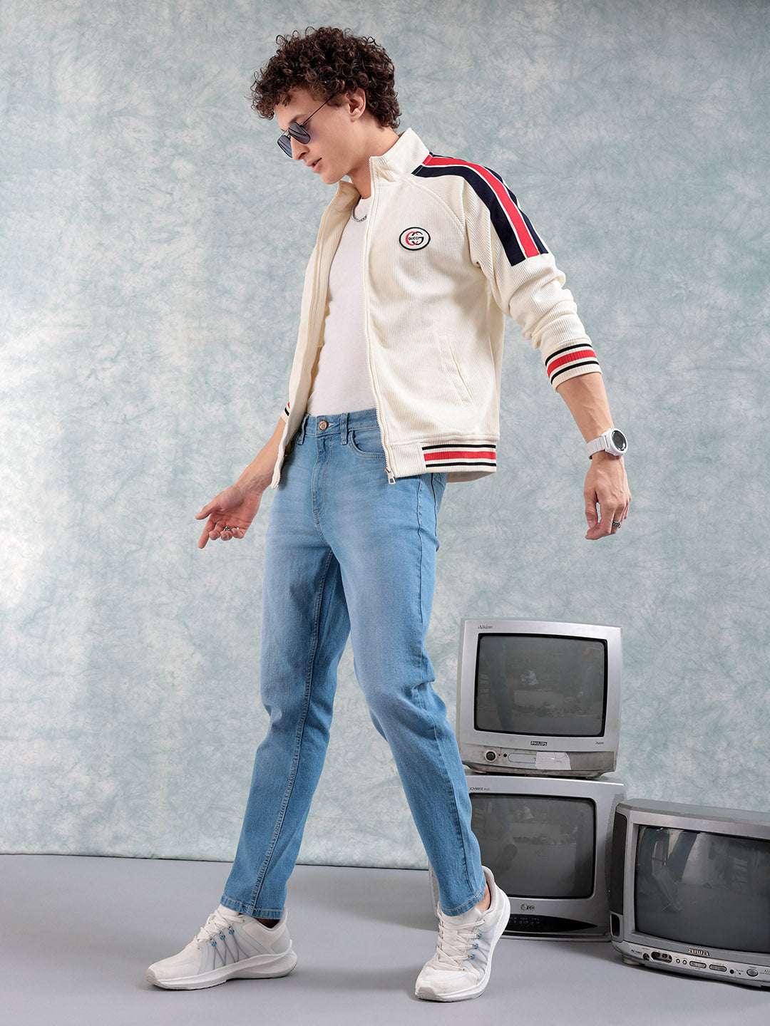 Men's Light Blue Slim Fit Solid Casual Jeans - Image 2