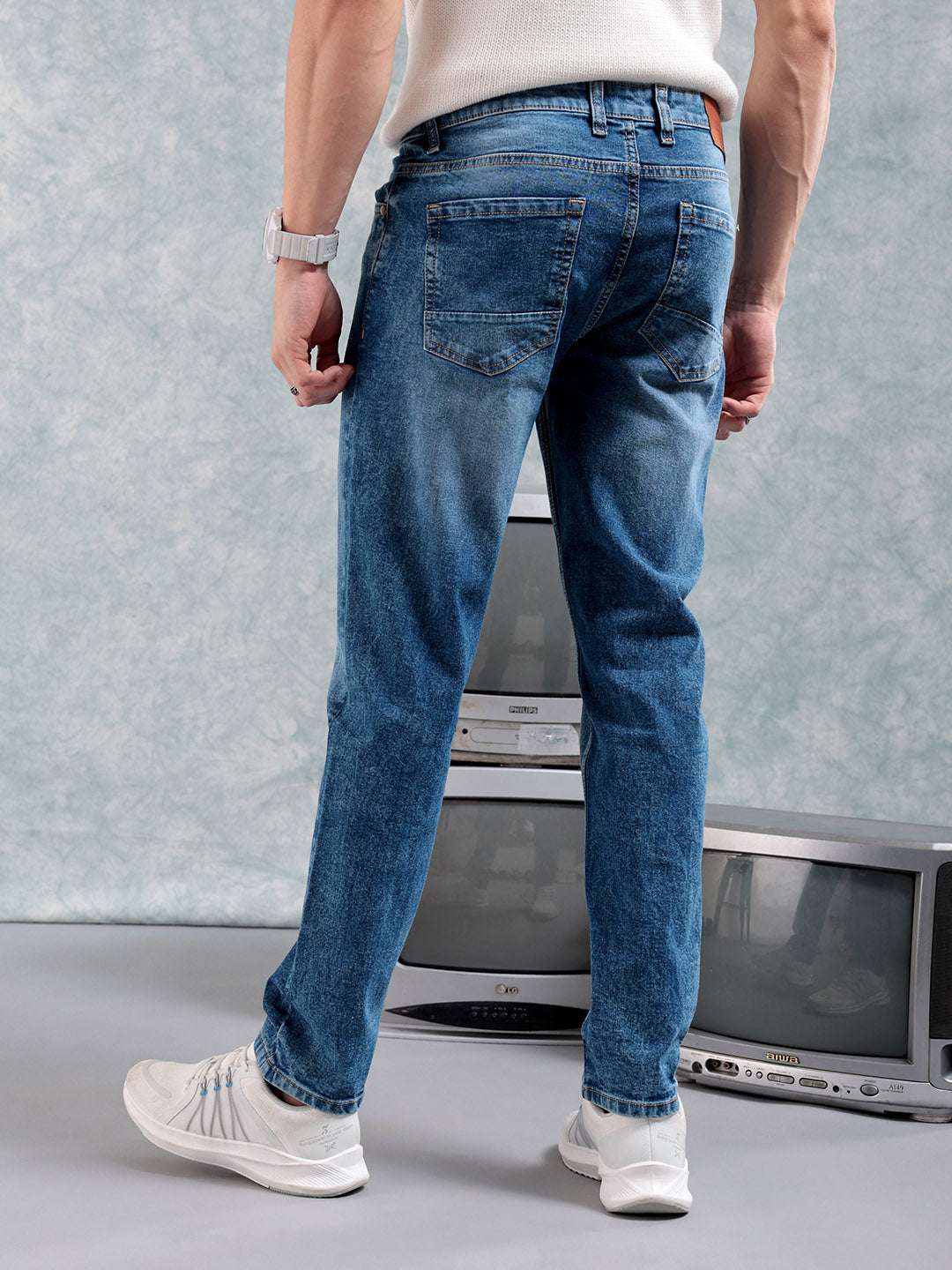 Men's Light Blue Slim Fit Solid Street Wear Jeans - Image 3