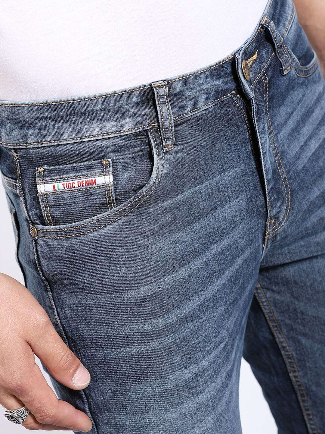 Men's Navy Slim Fit Solid Street Wear Jeans - Image 4