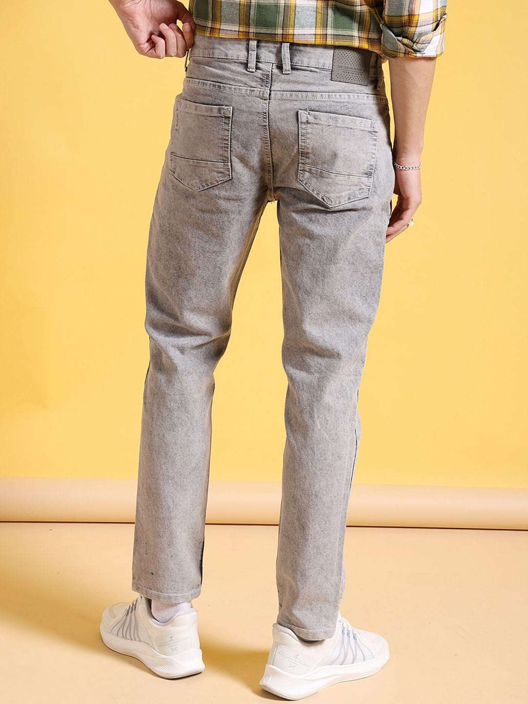 Men's Grey Slim Fit Solid Street Wear Jeans - Image 3
