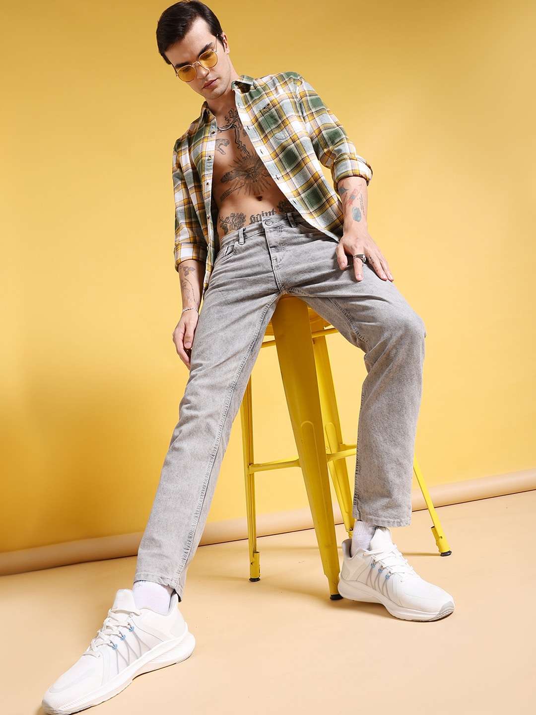 Men's Grey Slim Fit Solid Street Wear Jeans - Image 5