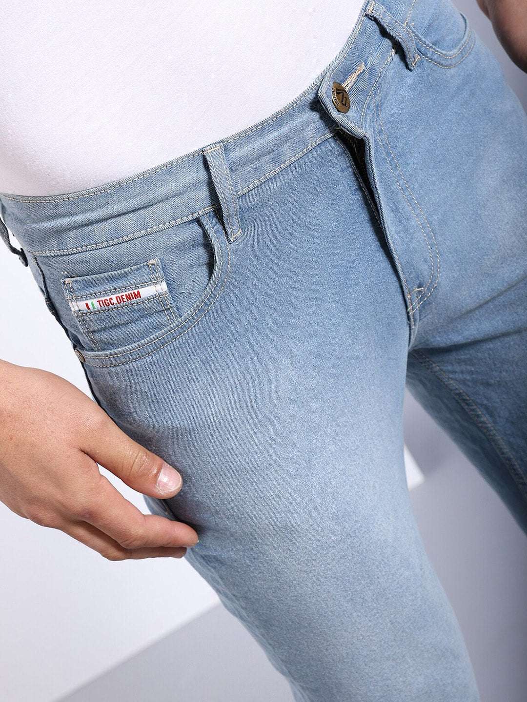 Men's Navy Slim Fit Solid Mid-Rise Stretchable Jeans - Image 4