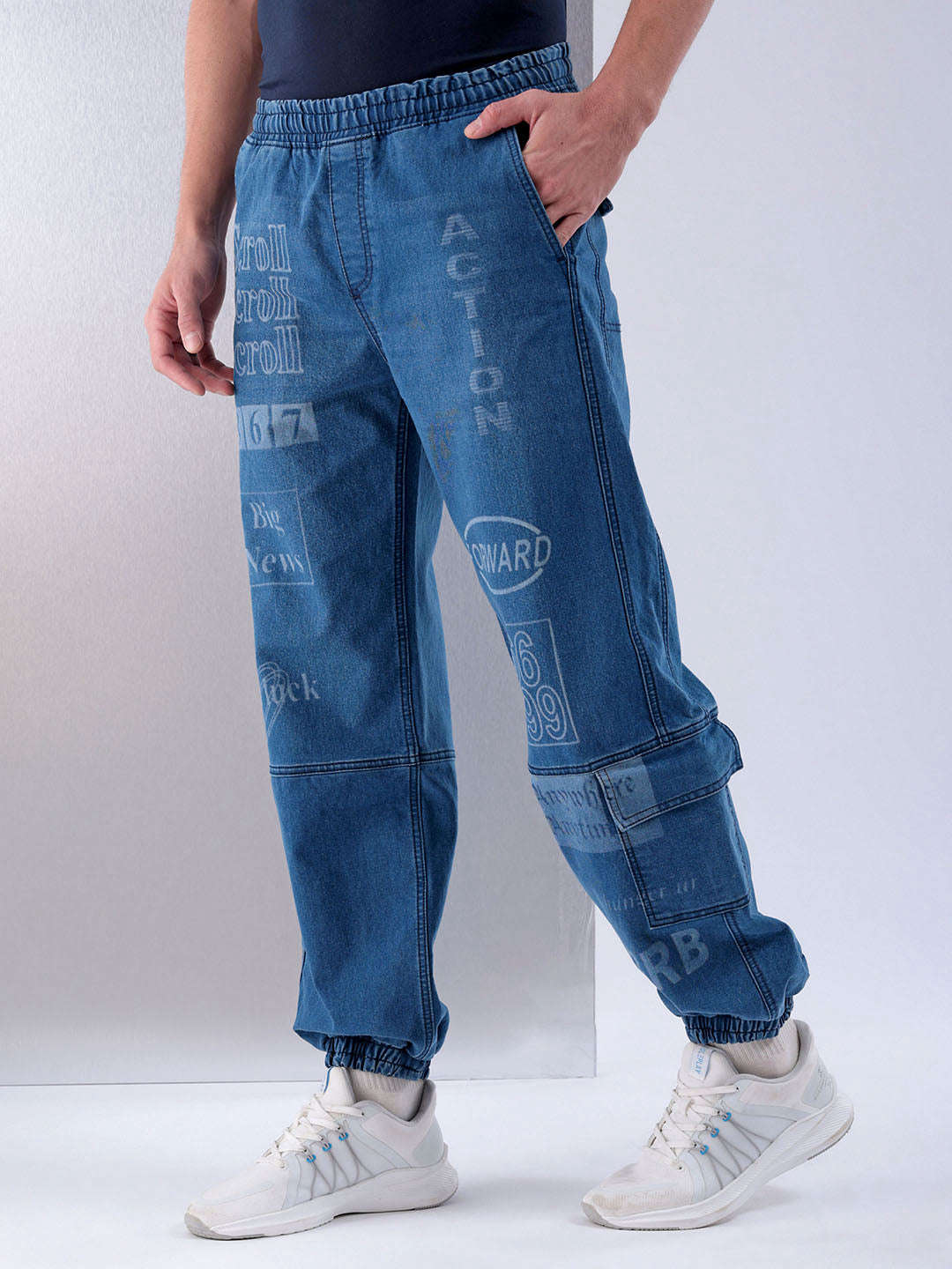 Men's Midnight Blue Loose Fit Solid Casual Jeans - Image 3