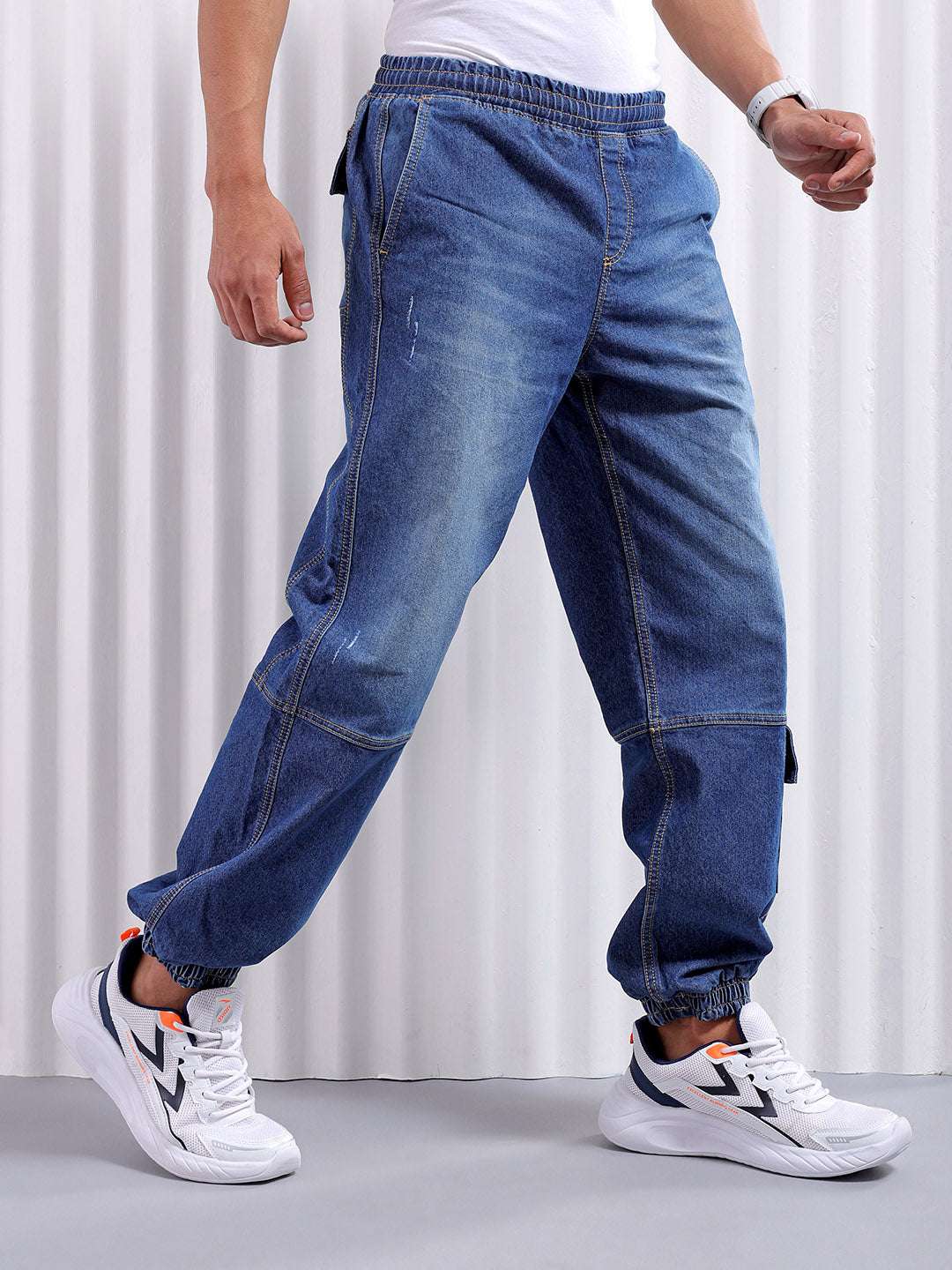 Men's Blue Loose Fit Solid Street Wear Jeans - Image 4