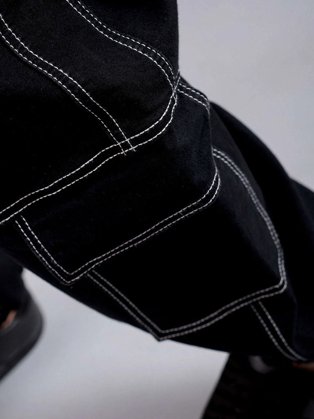 Men's Black Loose Fit Solid Street Wear Jeans - Image 7